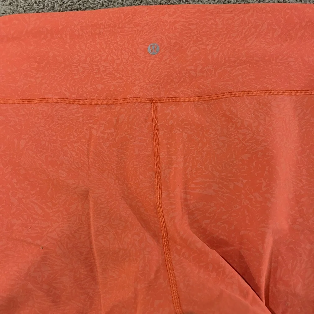 Lululemon Leggings Size 18. Orange with pattern - Picture 3 of 7